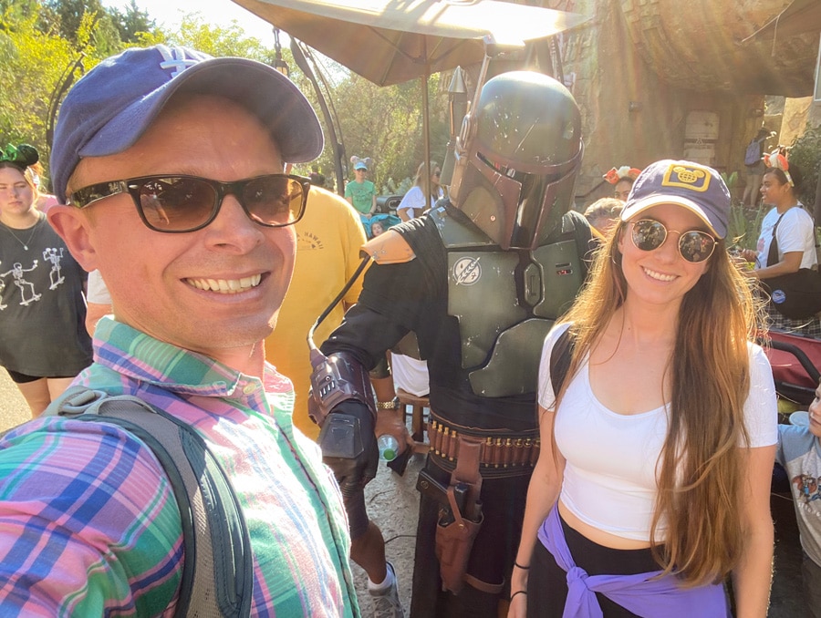 sarah-tom-bricker-boba-fett-star-wars-galaxys-edge-disneyland-california